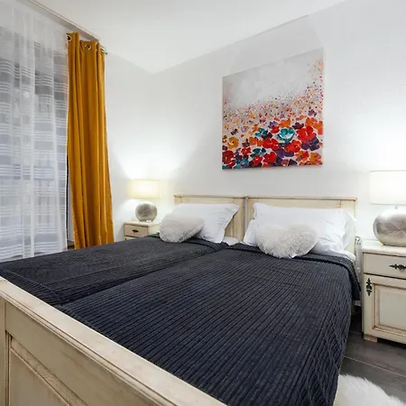 Lovely In With Wifi * زادار