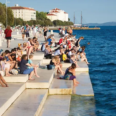 Lovely In With Wifi Apartamento Zadar