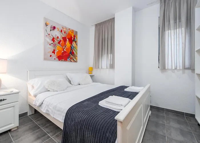 Apartman Lovely In With Wifi