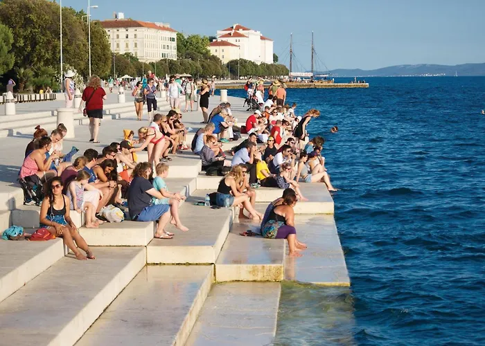 Lovely In With Wifi Apartman Zadar